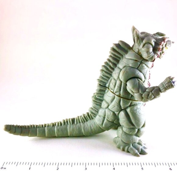 Bandai Kaiju Ultra Monster Series 500 #35 Silvergon Action Figure 2013 Ultraman - Picture 15 of 15